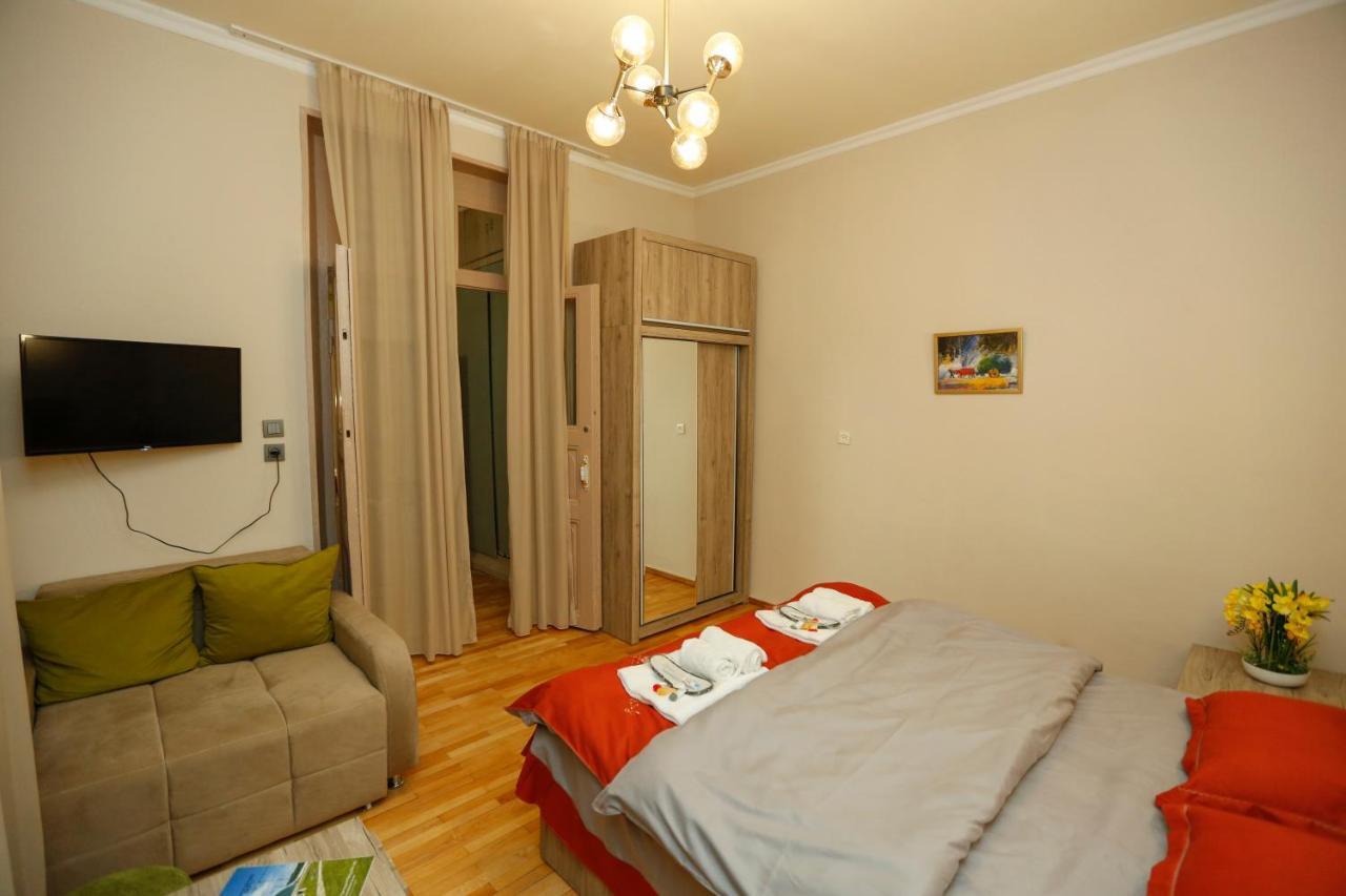 Old Tbilisi N&M Apartman Kültér fotó